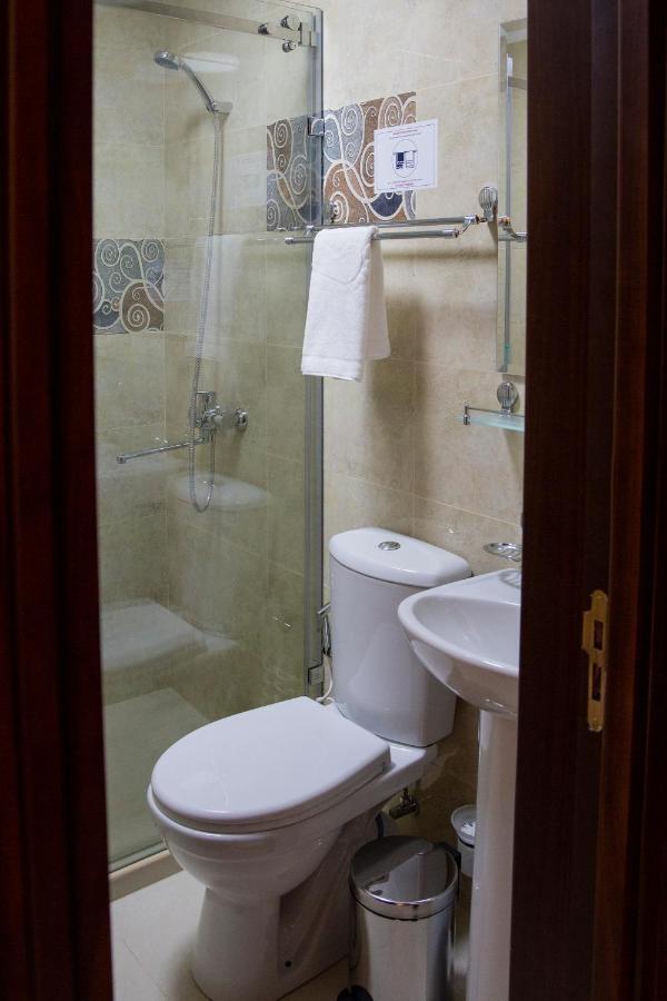 Hotel Vostok Ташкент Екстер'єр фото